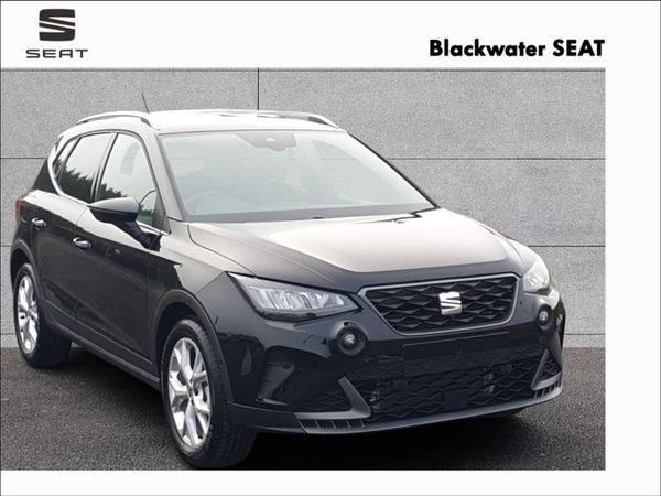 SEAT Arona Hatchback, Petrol, 2025, Black