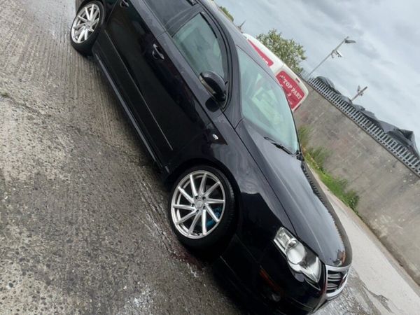 Volkswagen Passat Saloon, Diesel, 2009, Black
