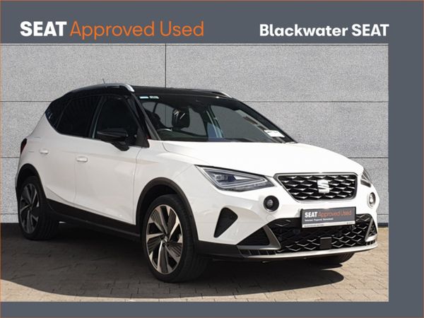 SEAT Arona Hatchback, Petrol, 2022, Black