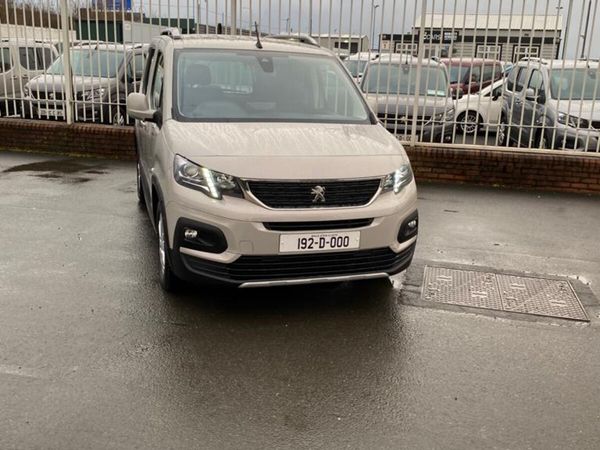 Peugeot Rifter MPV, Diesel, 2019, Beige