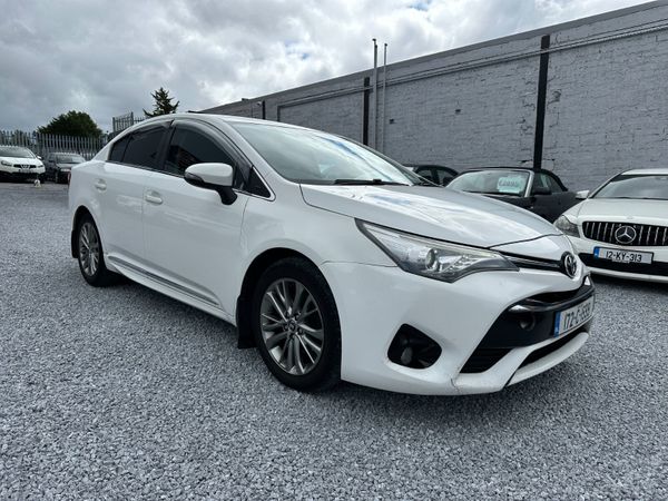 Toyota Avensis Saloon, Diesel, 2017, White