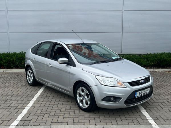 Ford Focus Hatchback, Diesel, 2011, Silver