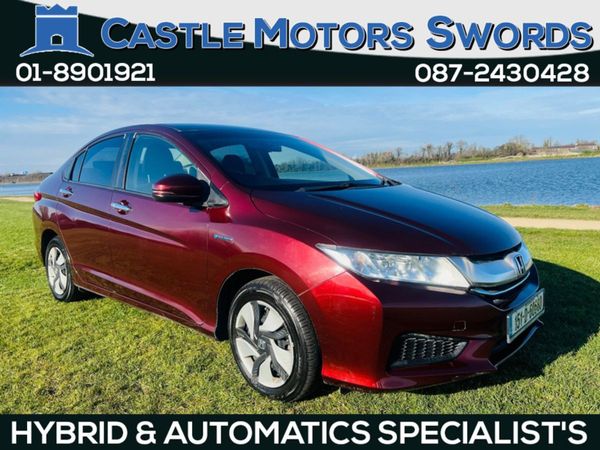 Honda Grace Saloon, Petrol Hybrid, 2015, Red