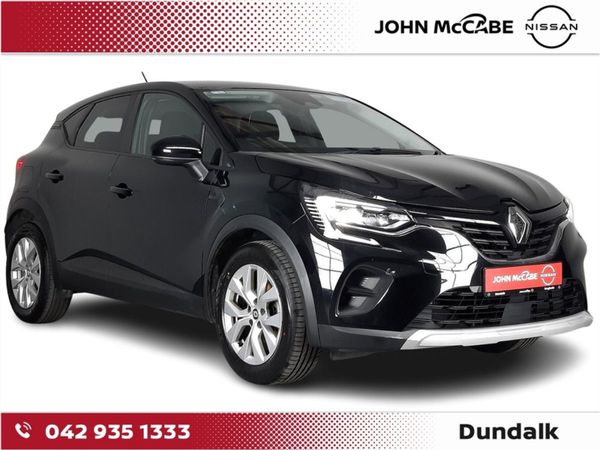 Renault Captur Hatchback, Petrol, 2022, Black