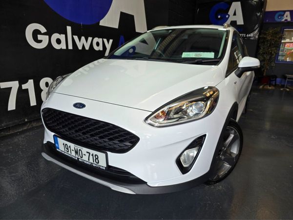Ford Fiesta Hatchback, Petrol, 2019, White