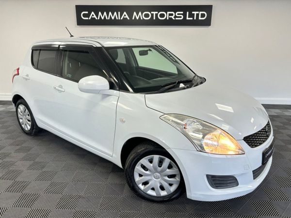 Suzuki Swift Hatchback, Petrol, 2012, White