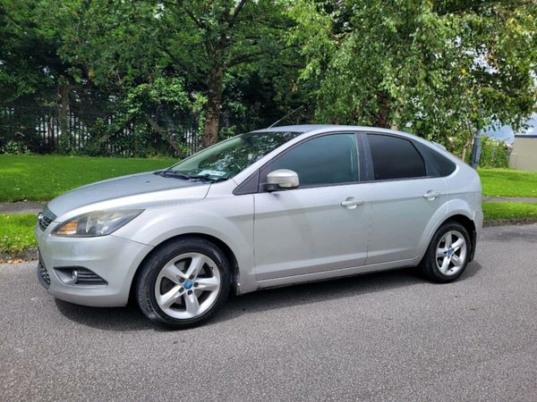 Ford Focus Hatchback, Diesel, 2009, Silver