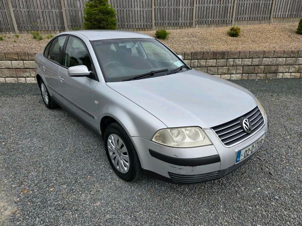 Volkswagen Passat Saloon, Diesel, 2002, Silver