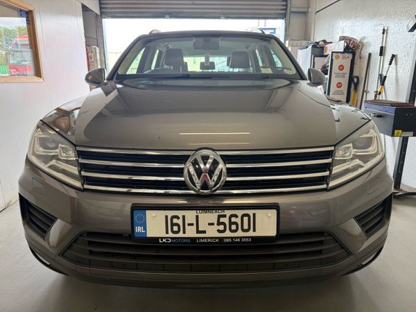 Volkswagen Touareg SUV, Diesel, 2016, Grey