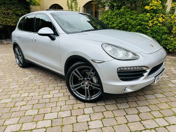 Porsche Cayenne SUV, Petrol, 2011, Silver