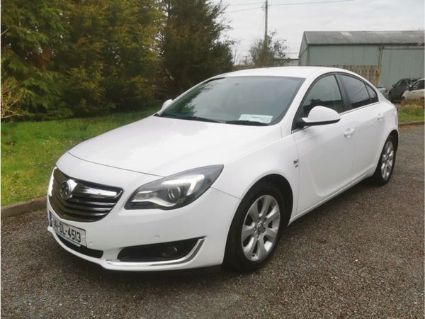 Vauxhall Insignia Hatchback, Diesel, 2014, White