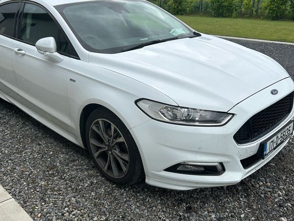 Ford Mondeo Hatchback, Diesel, 2017, White
