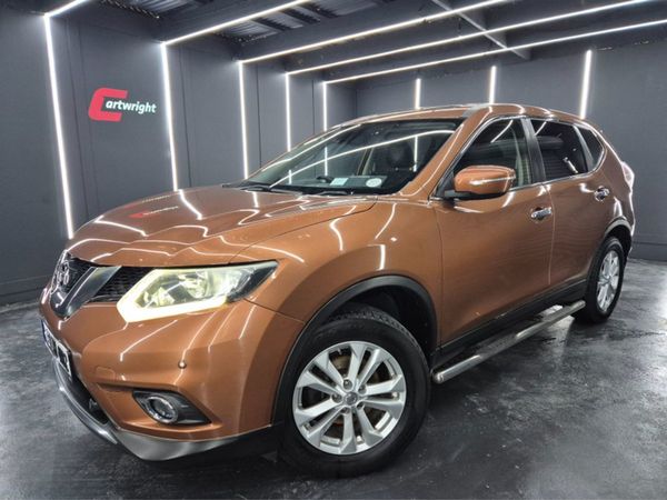 Nissan X-Trail Estate, Diesel, 2015, Orange