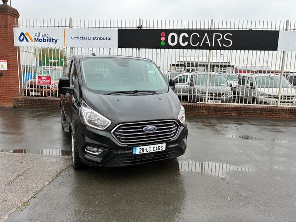 Ford Tourneo Estate, Diesel, 2021, Black