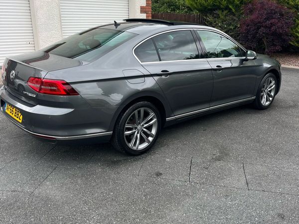 Volkswagen Passat Saloon, Diesel, 2016, Grey