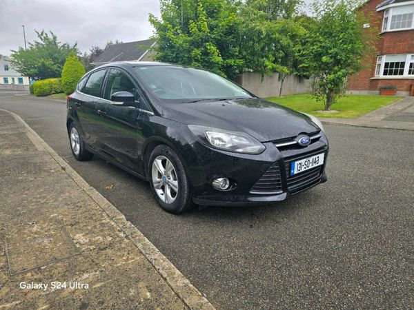 Ford Focus Hatchback, Petrol, 2013, Black