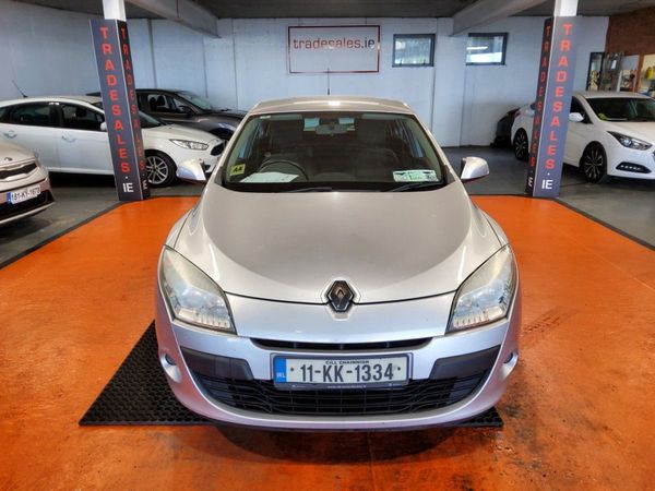 Renault Megane Estate, Diesel, 2011, Silver