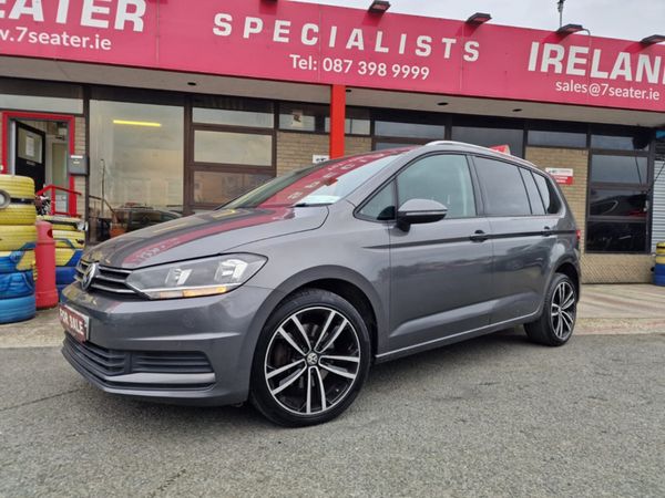 Volkswagen Touran MPV, Diesel, 2016, Grey