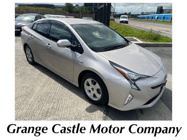 Toyota Prius Hatchback, Hybrid, 2018, Gold