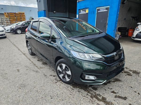 Honda Fit Hatchback, Petrol Hybrid, 2018, Green
