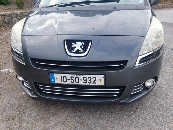Peugeot 5008 MPV, Diesel, 2010, Grey