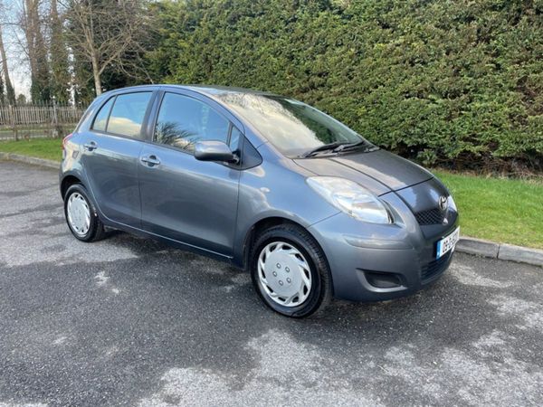 Toyota Yaris Hatchback, Petrol, 2009, Blue