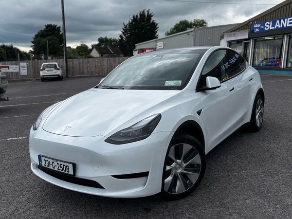 Tesla Model Y MPV, Electric, 2023, White