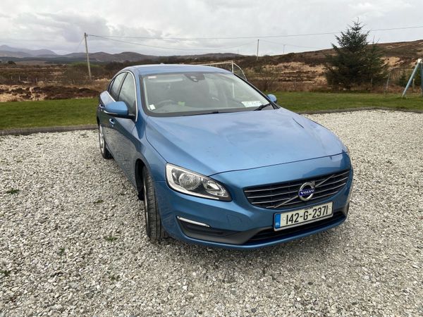 Volvo S60 Saloon, Diesel, 2014, Blue