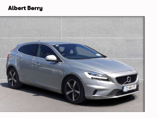 Volvo V40 Hatchback, Diesel, 2017, Silver