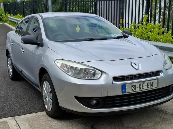 Renault Fluence Saloon, Diesel, 2013, Silver