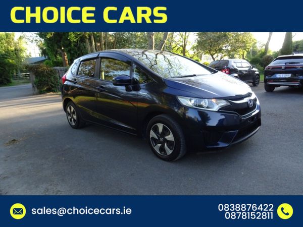 Honda Fit Hatchback, Petrol Hybrid, 2016, Blue