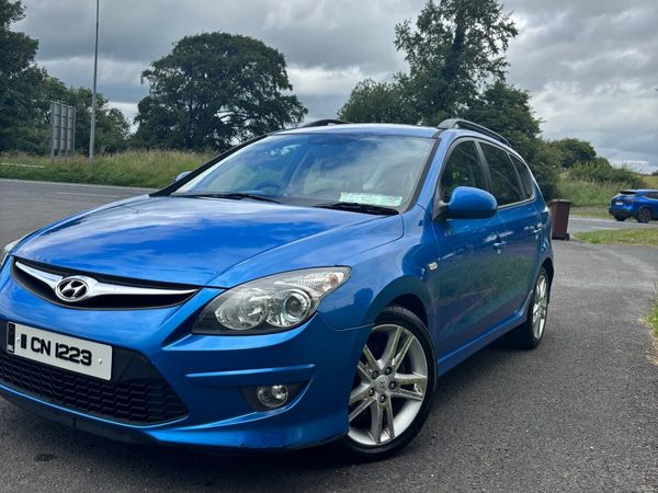 Hyundai i30 Estate, Diesel, 2011, Blue