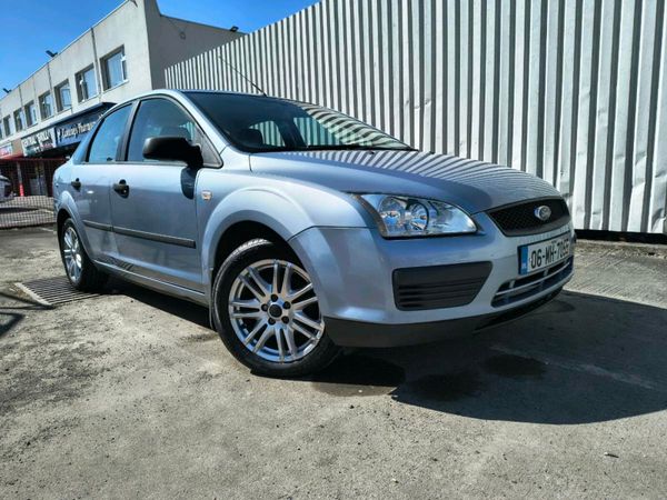 Ford Focus Saloon, Petrol, 2006, Blue