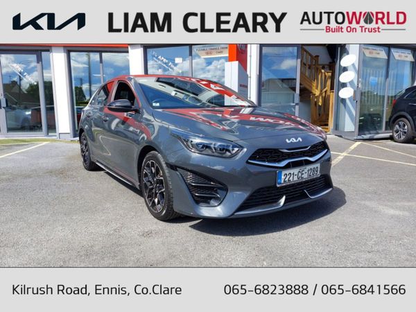 Kia Ceed Hatchback, Petrol, 2022, Grey