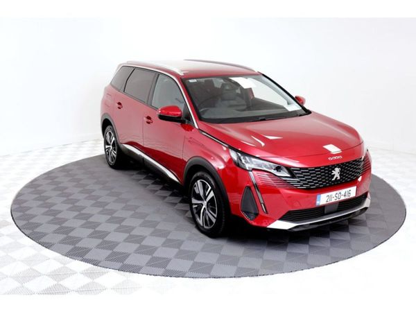 Peugeot 5008 SUV, Diesel, 2022, Red