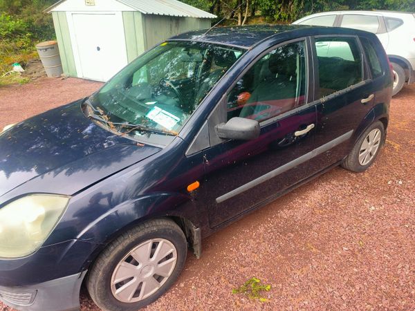 Ford Fiesta Hatchback, Petrol, 2006, Blue