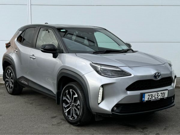 Toyota Yaris Cross Hatchback, Petrol Hybrid, 2023, Grey
