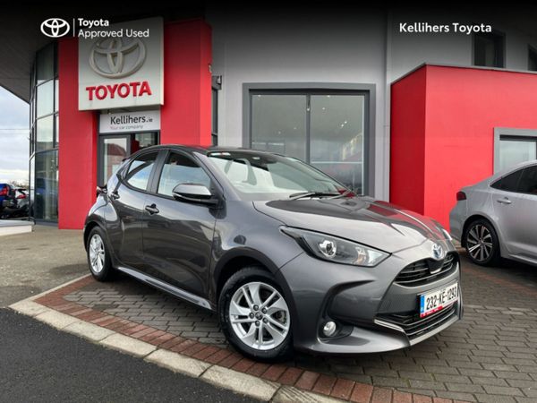 Toyota Yaris Hatchback, Petrol Hybrid, 2023, Grey