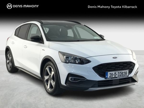 Ford Focus Hatchback, Petrol, 2021, White