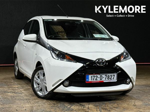 Toyota Aygo Hatchback, Petrol, 2017, White