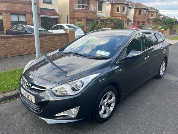 Hyundai i40 Estate/Jeep, Diesel, 2012, Grey