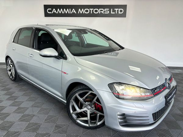 Volkswagen Golf Hatchback, Petrol, 2015, Silver