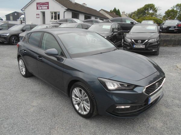 SEAT Leon Hatchback, Petrol, 2021, Grey