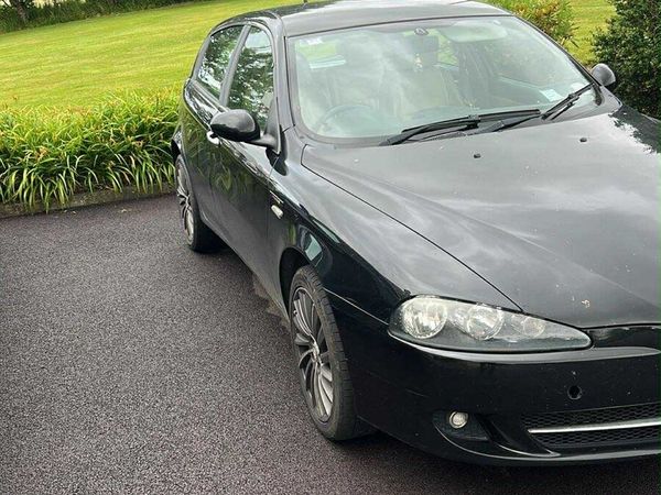 Alfa Romeo 147 Hatchback, Petrol, 2008, Black