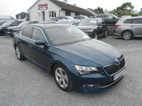 Skoda Superb Hatchback, Diesel, 2016, Blue