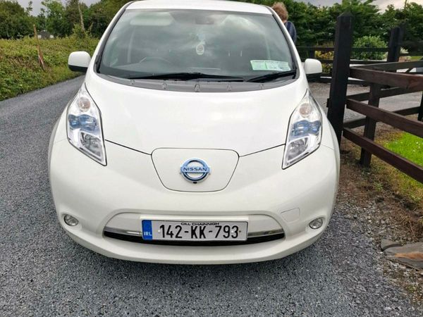 Nissan Leaf Hatchback, Electric, 2014, White