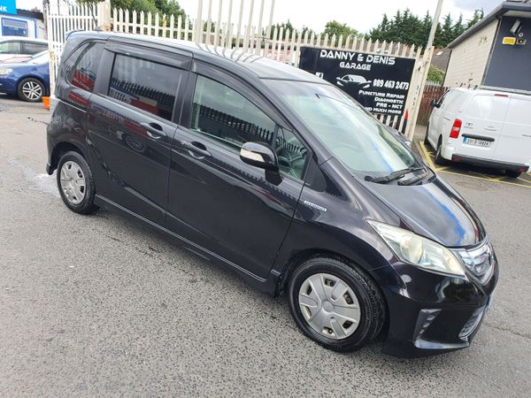 Honda Fit MPV, Hybrid, 2011, Black