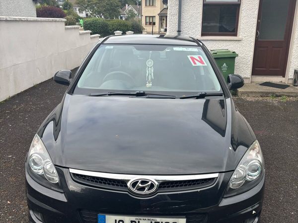 Hyundai i30 Hatchback, Petrol, 2010, Black