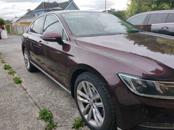 Volkswagen Passat Saloon, Diesel, 2016, Red