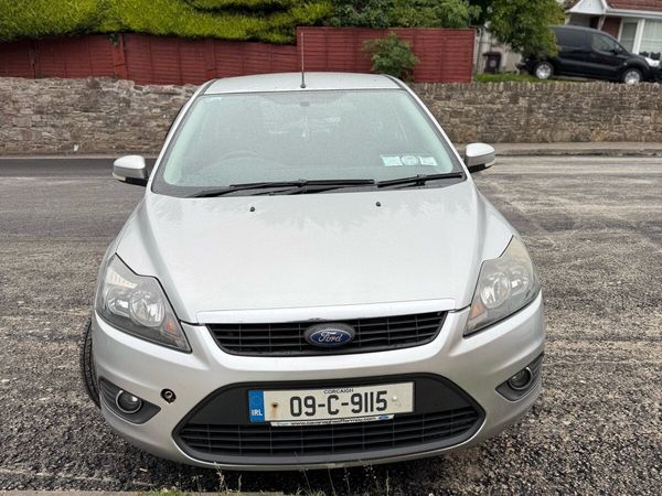 Ford Focus Hatchback, Diesel, 2009, Silver